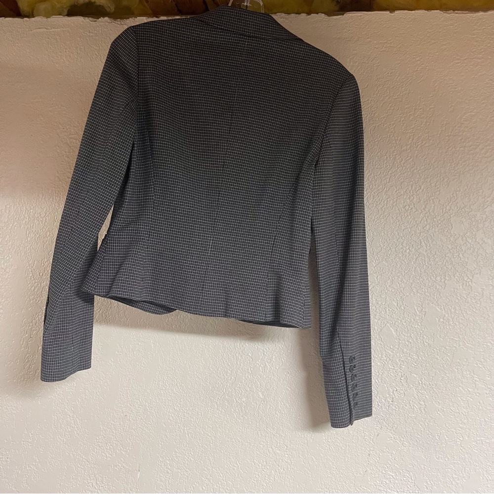 Jacket - Picture 2 of 4